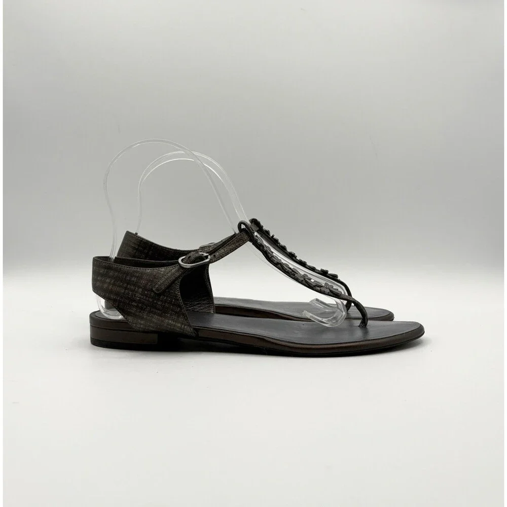 Chanel Silver Thong Sandals Camelia Flower Accents T Strap Size EU 37
